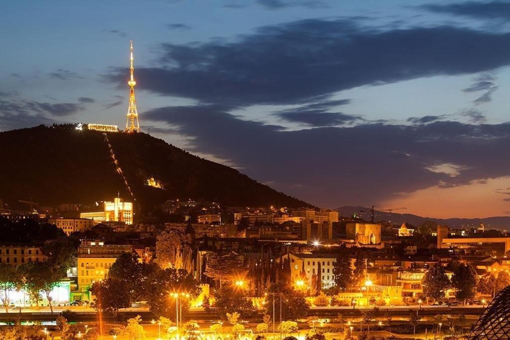 Georgi Apartament 2 Lejlighed Tbilisi Eksteriør billede